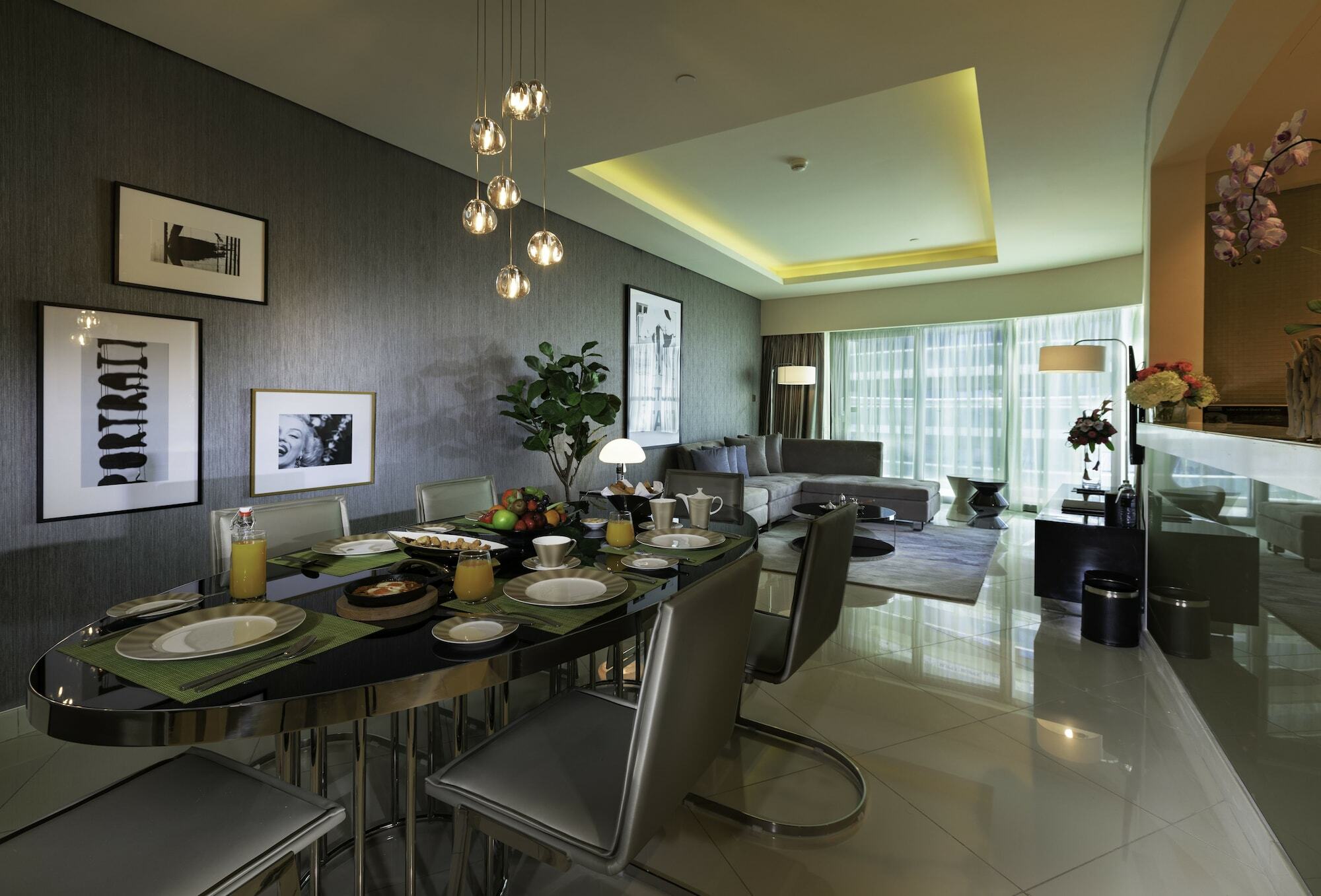 Aparthotel Damac Royale Damac Towers Dubai Exterior foto